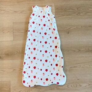 Kyte White Strawberry design Sleep Sack